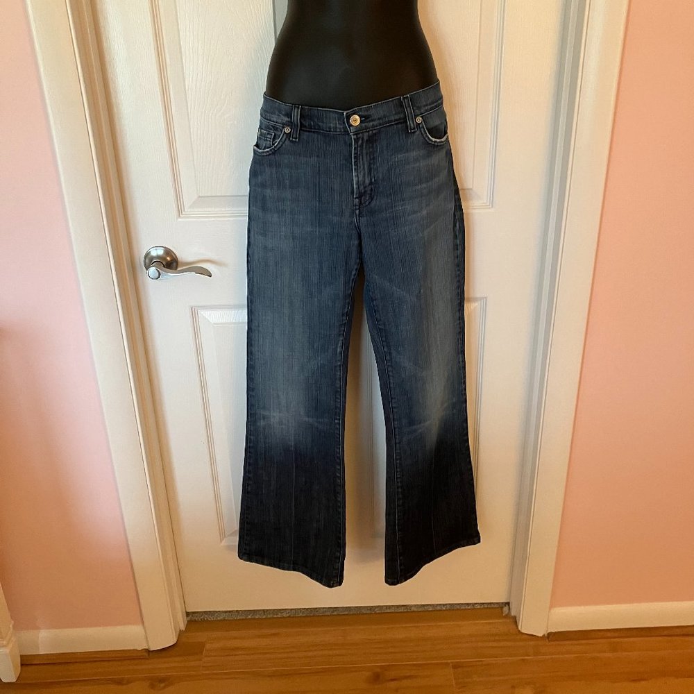 David Kahn Women's Jeans Bootcut Excellent Condition, Size 31